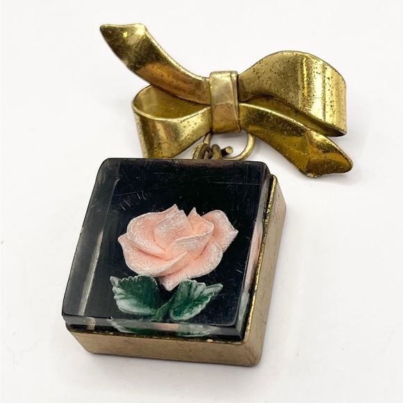 Vintage Lucite Pink Flower Bow Brooch Pin - Picture 1 of 5